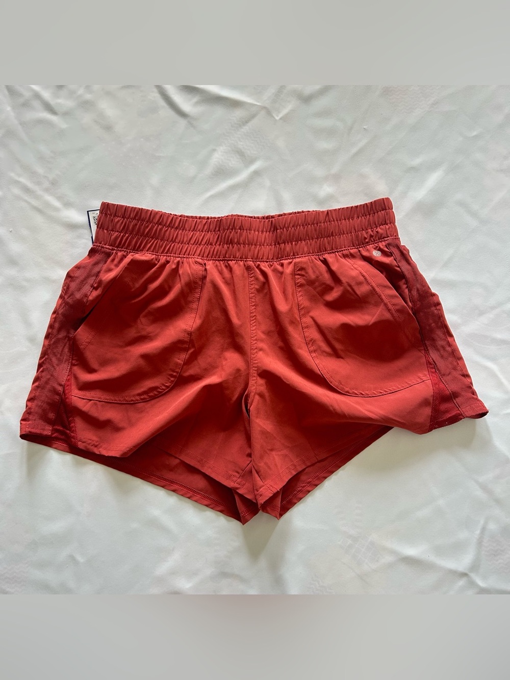 NWT Layer8 Medium Athletic Shorts Burnt Orange Burgundy Gym Running Pockets Zip